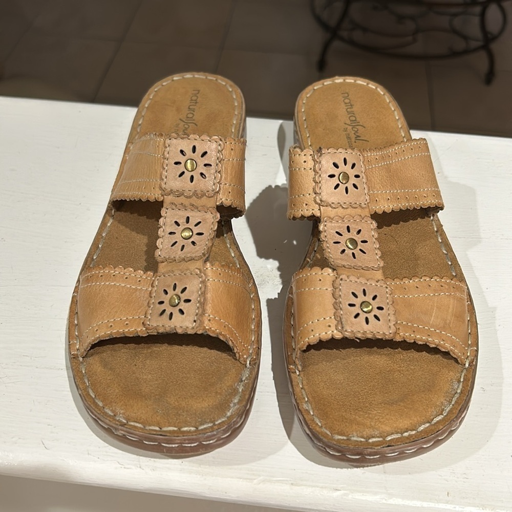 Natural Soul by Naturalizer Calico Taupe Sandals Size 9M